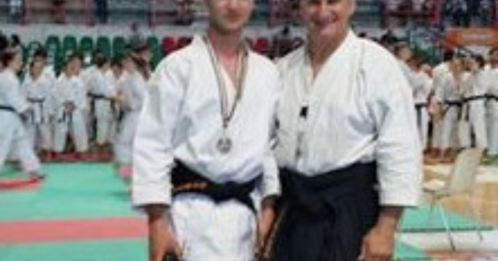 Campionati assoluti Shotokan, il viestano Samuele Silvestri è medaglia di bronzo 