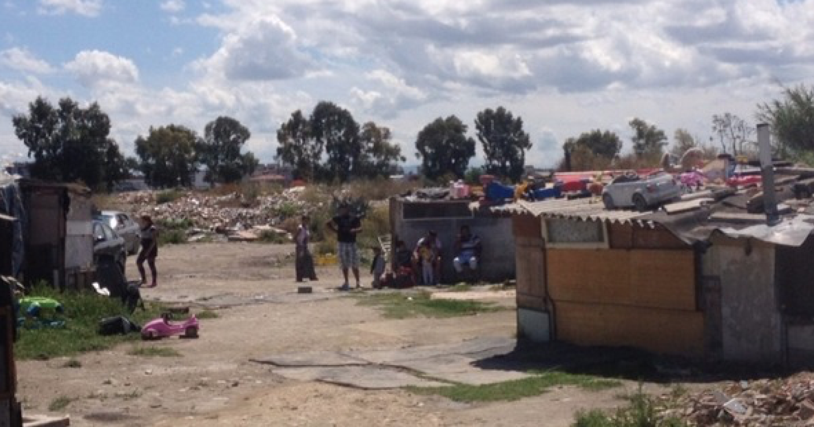 Sgombero Gran Ghetto dei Bulgari: tutto  rinviato al 15 settembre