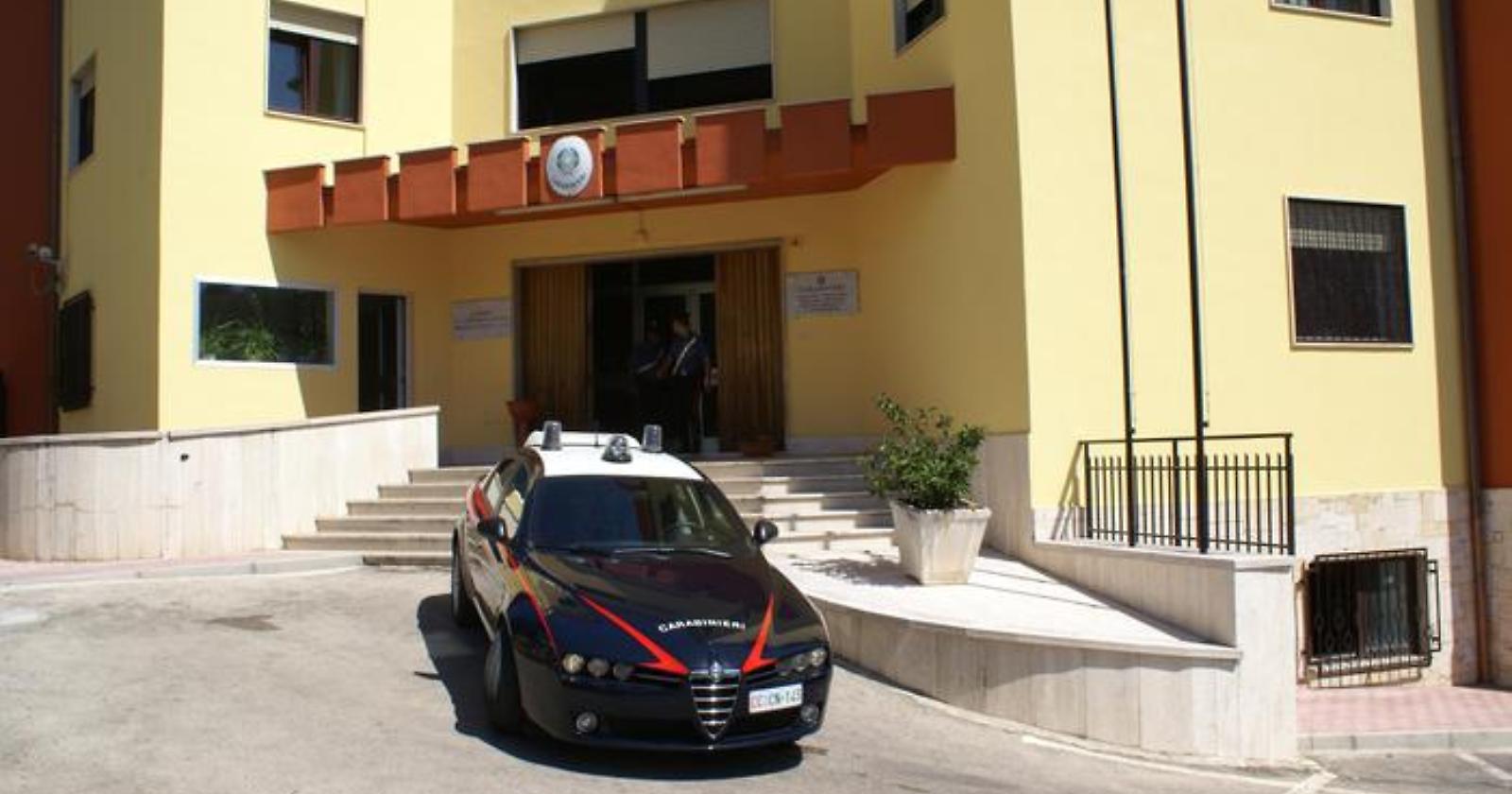 Melfi, rubano Gratta & vinci per 400 euro: ai domiciliari 