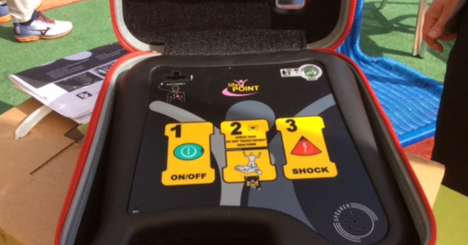 Dal 1° luglio tutte le società e associazioni sportive hanno l'obbligo di dotarsi di defibrillatori semiautomatici