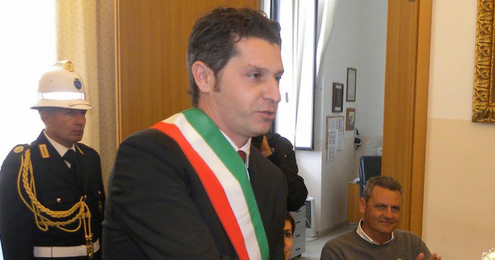 Mafia, Vieste si rivolge a Minniti: «Occorre  un intervento straordinario dello Stato»