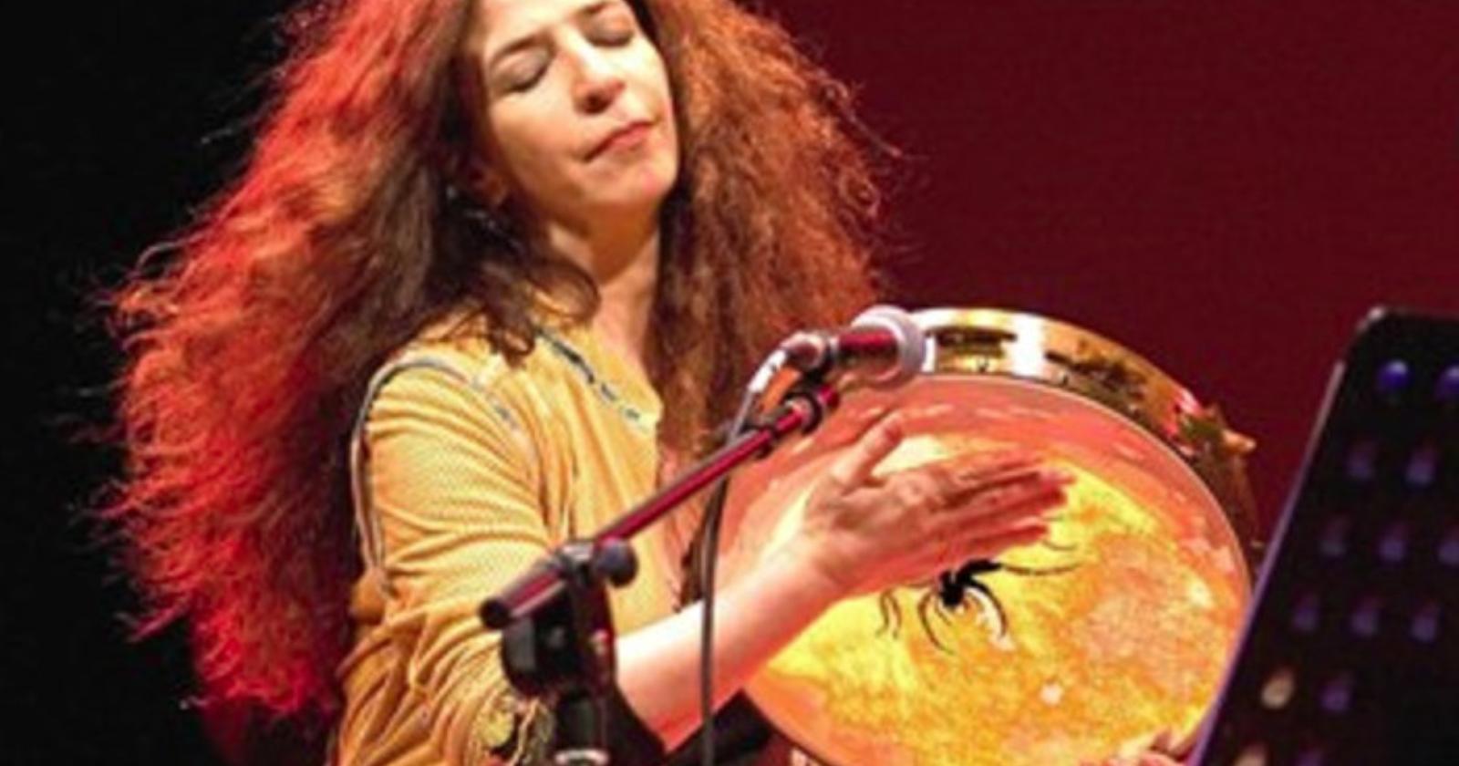Teresa De Sio a Vieste per cantare una "Serenata alla tarantella"