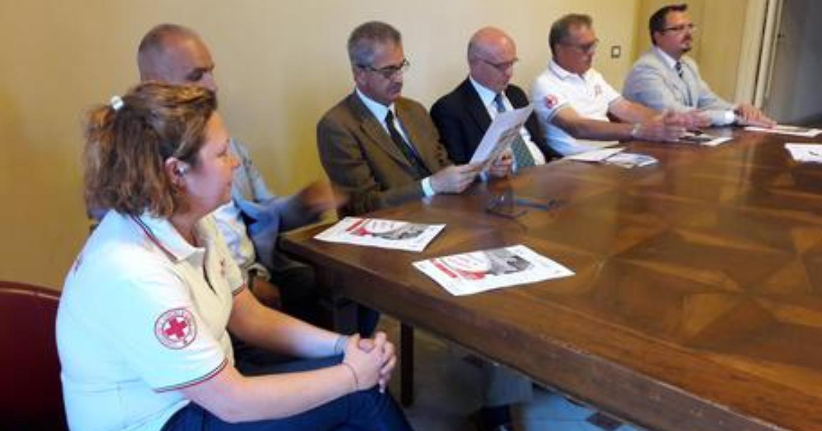 Potenza diventa un campo di primo soccorso
