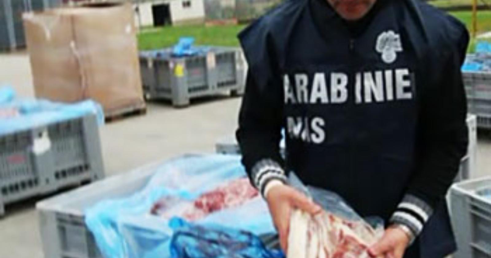 Quartiere ferrovia, sequestrati 75 chili di carne: sigilli ad un'attività commerciale della zona
