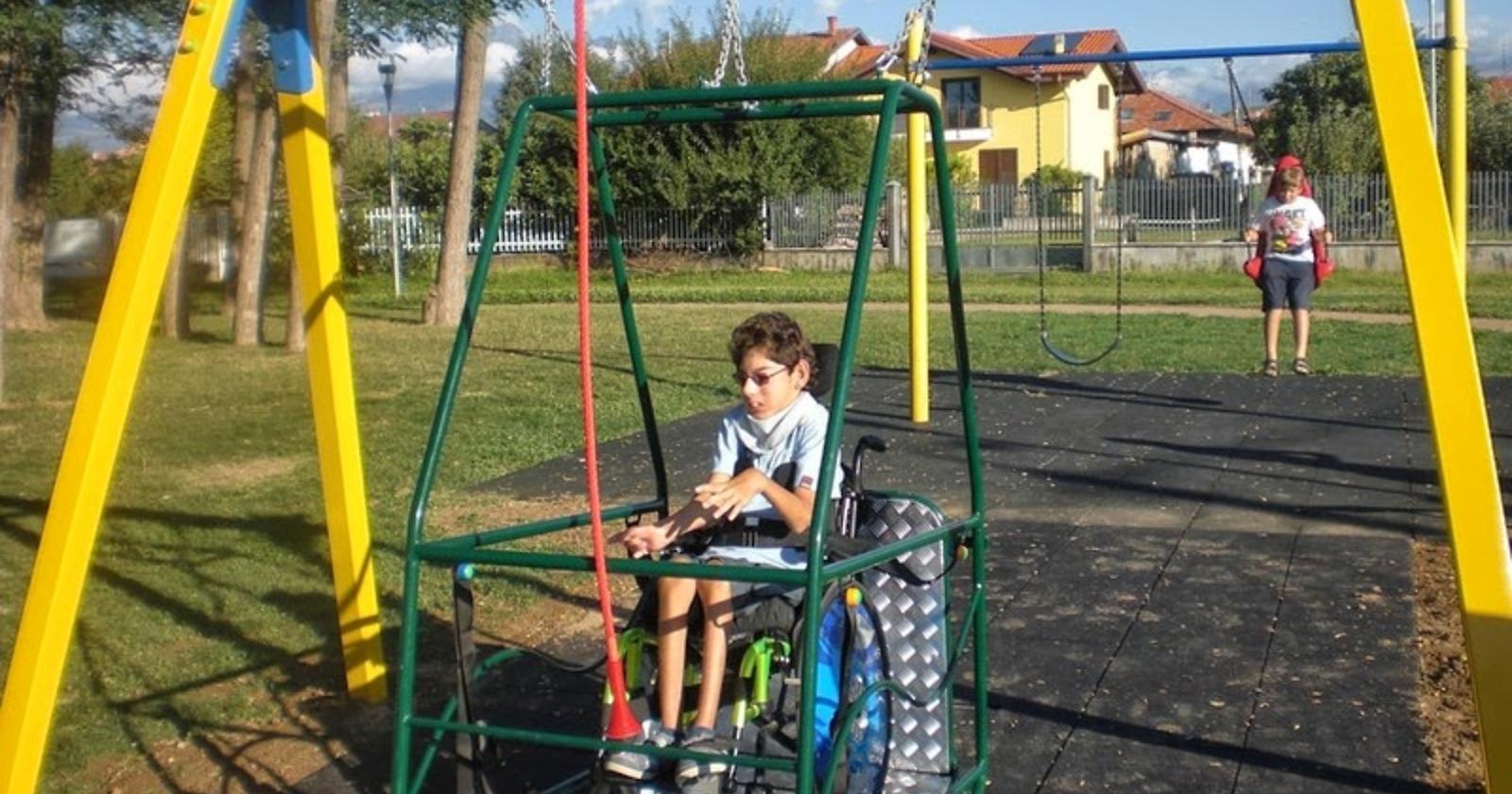 Grazie a M5S aumenta a 520 mila euro il fondo regionale alle giostrine per bambini disabili