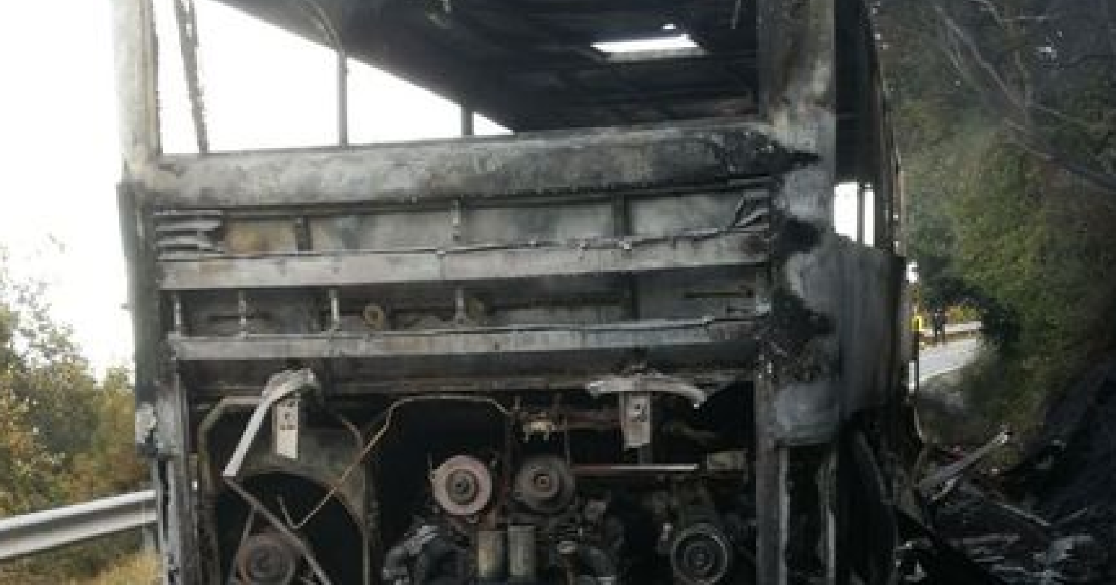Bernalda, il bus prende fuoco. Poteva diventare una tragedia
