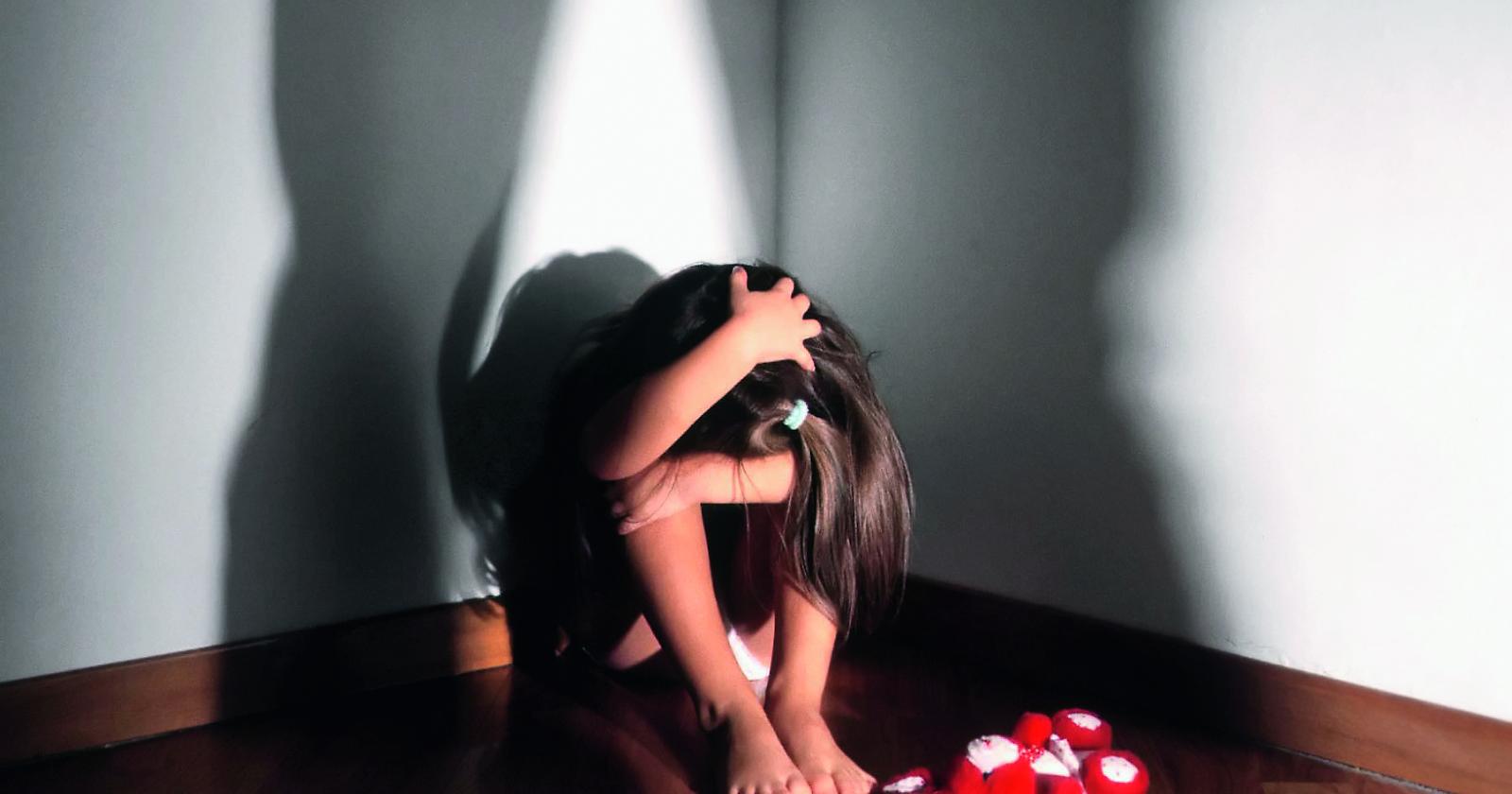 Abusi sessuali sulla figlia minorenne: arrestato 39enne