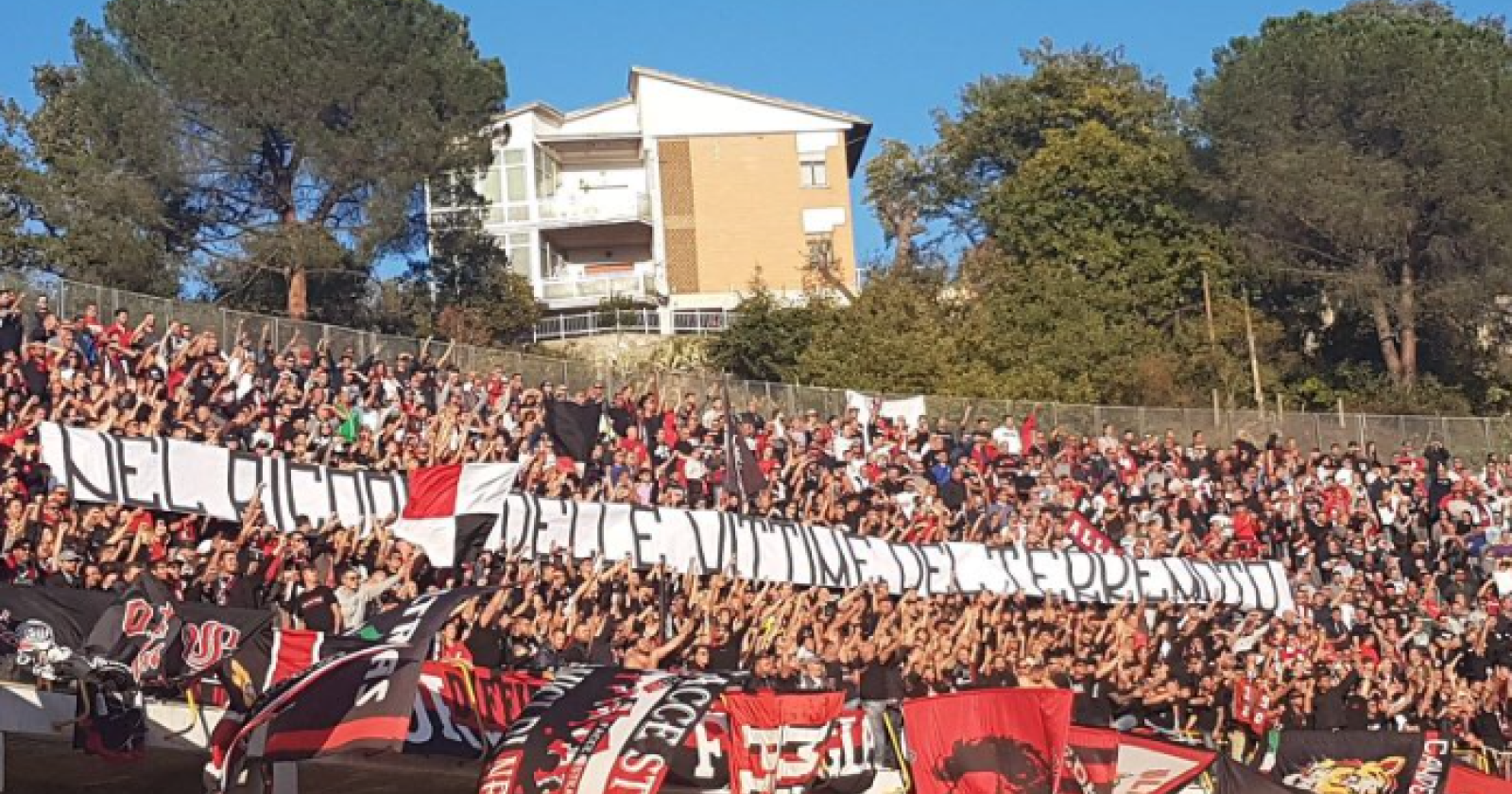 Ordine Pubblico, partita Ascoli Piceno-Foggia: il plauso del questore ai tifosi rosso-neri