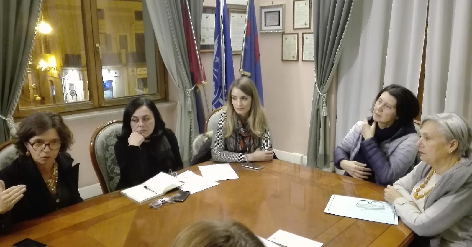 Giornata contro la violenza sulle donne. Il messaggio delle donne dell’Amministrazione comunale di Torremaggiore