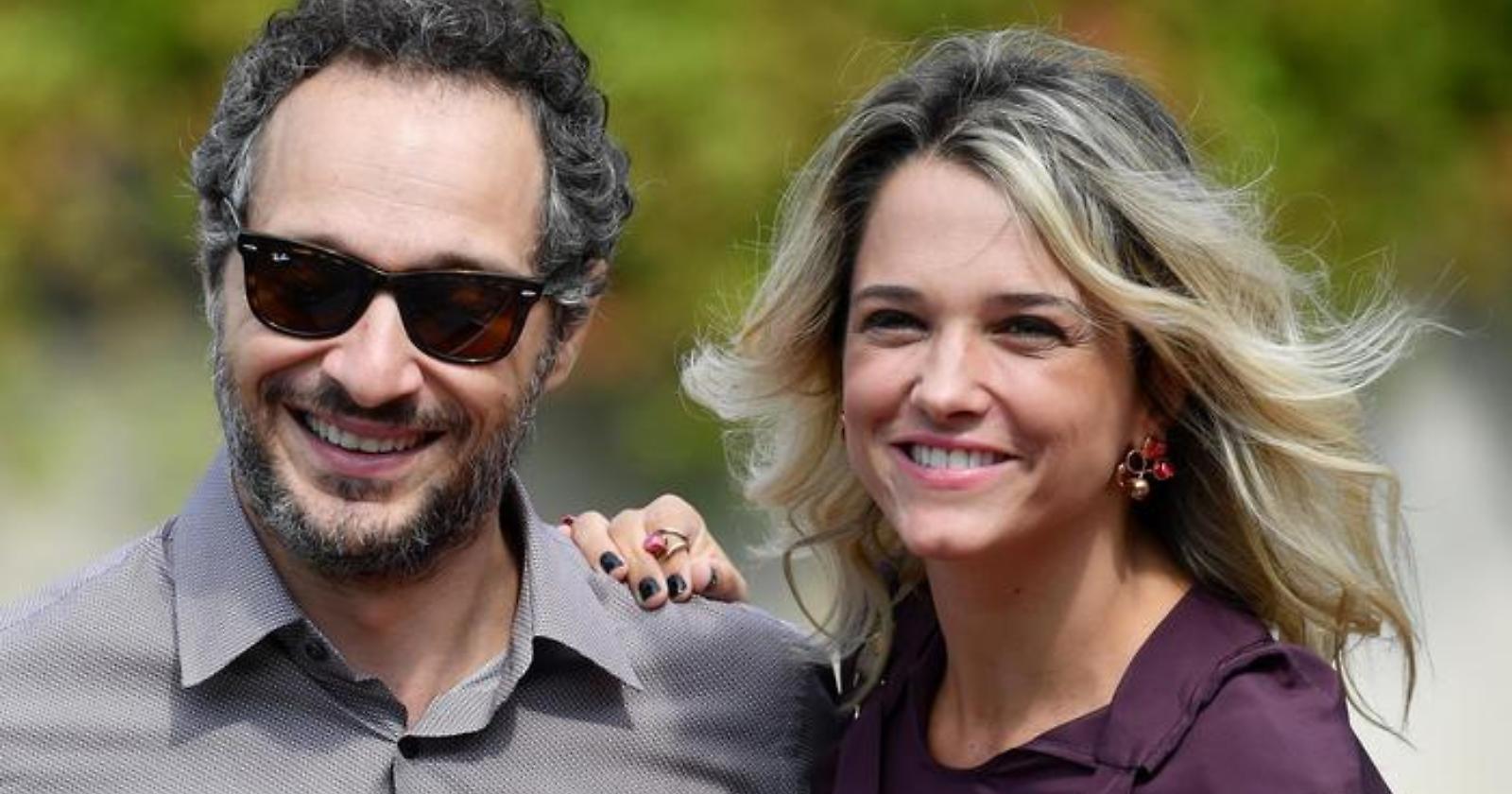 Claudio Santamaria scende in campo insieme alla moglie: «Sosterrò Francesca in campagna elettorale»