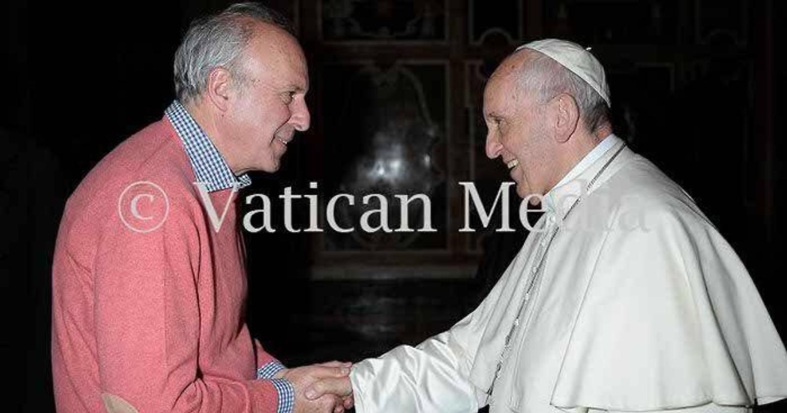 Antiusura, la "Buon Samaritano"  da Papa Francesco con la sua “valigia della carità”
