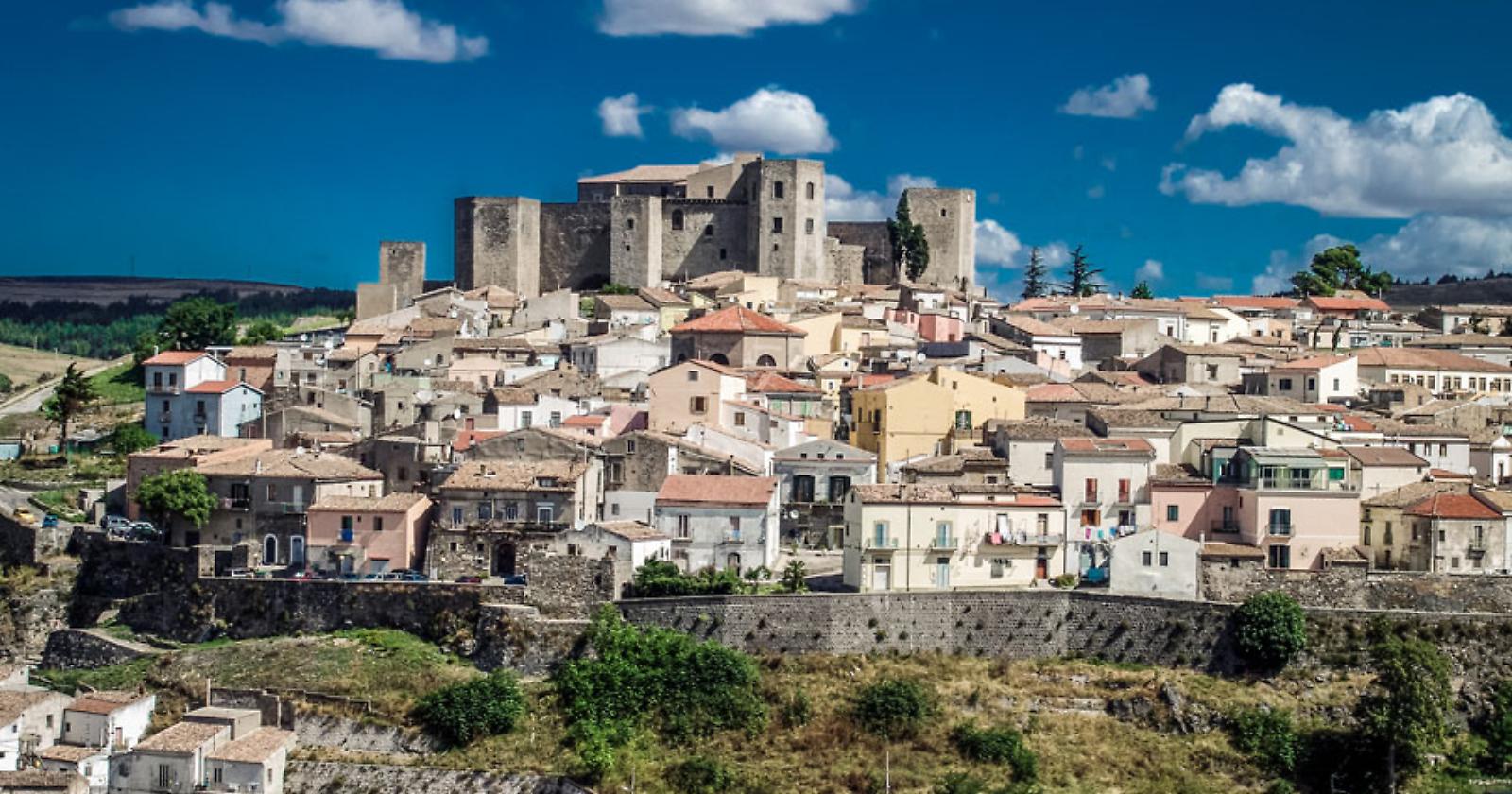 Da capitale normanna a capitale dell'automobile: i 1000 anni di Melfi