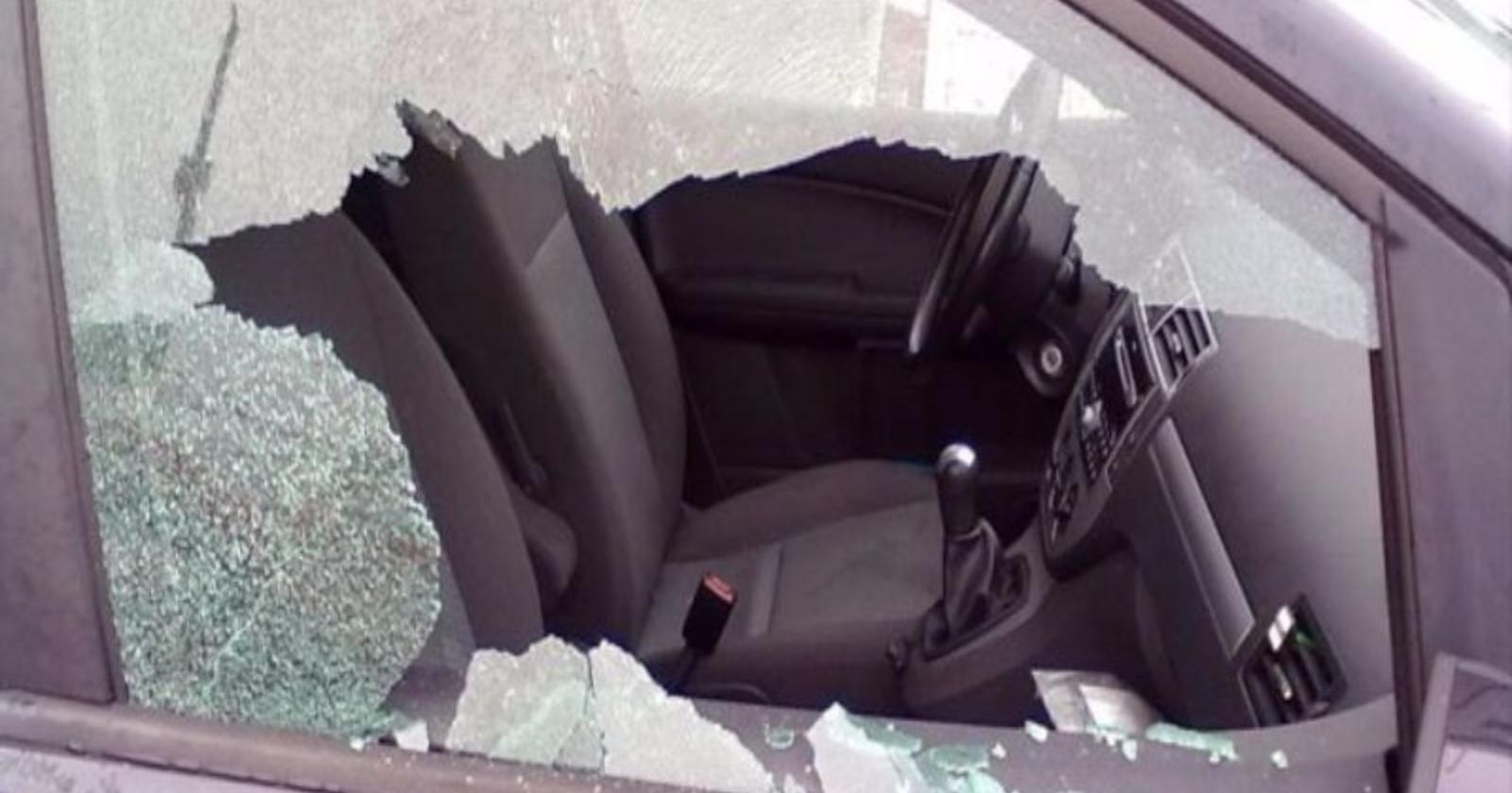 San Nicandro Garganico, litiga con il fratello e gli sfonda finestrino auto: arrestato