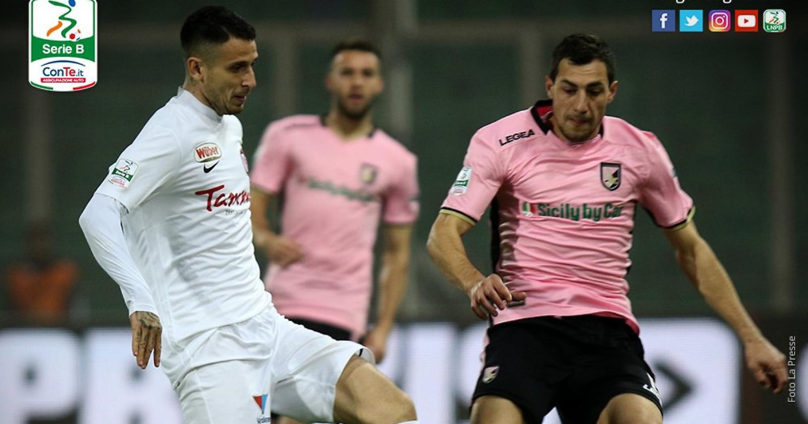 Cameriere, champagne! A Palermo, il Foggia brinda a "Barbera" la sua terza vittoria consecutiva