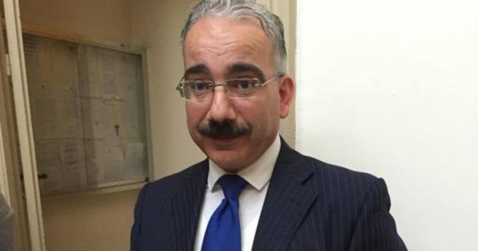 "Liberi e Uguali" molla il «trasformista» Michele  Emiliano, passando all'opposizione 