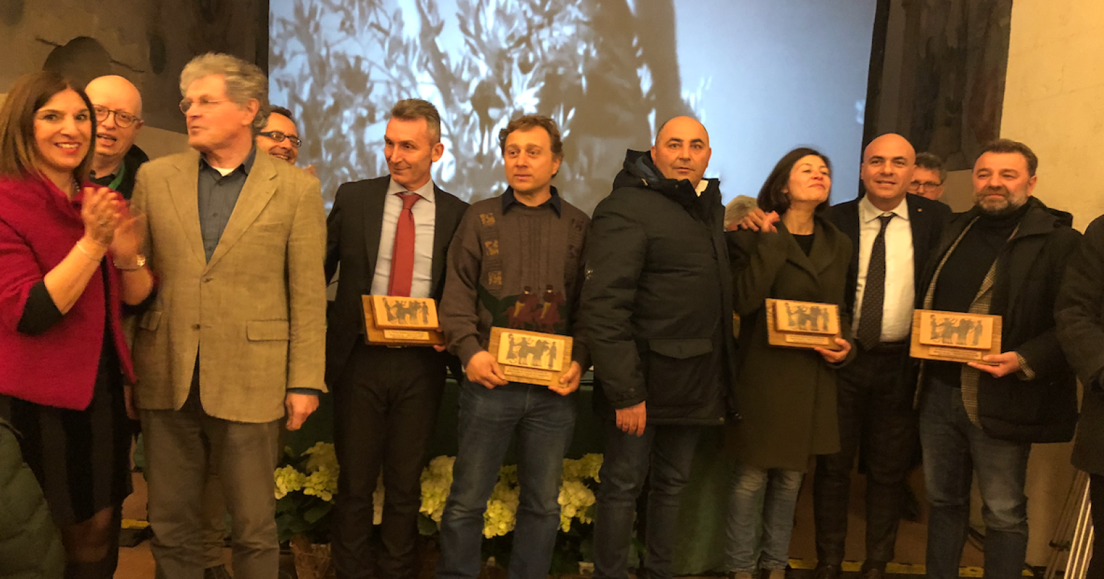 Rotondella sugli allori: l'Oleificio Trisaia conquista la XV edizione del Premio Olivarum. Brava: «E a vincere è tutto il nostro olio lucano»