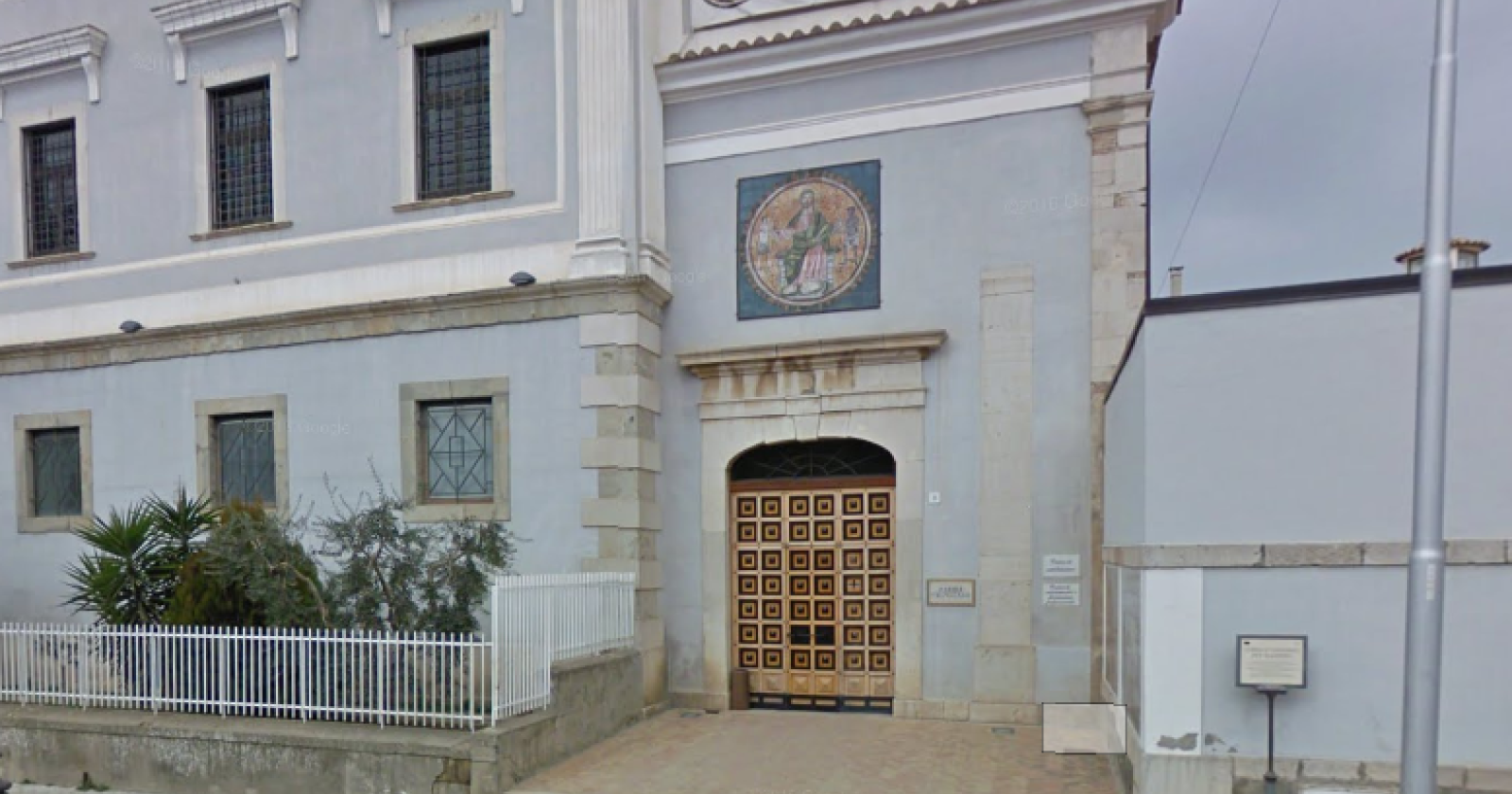 Il centro di riabilitazione era la casa delle torture. Dai Padri trinitari maltrattavano i disabili: 15 arresti tra operatori, medici e anche un sacerdote