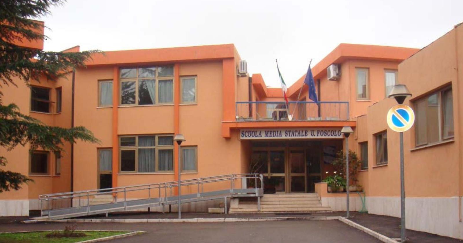 Furti nelle scuole: nel mirino finiscono il Lanza e la Foscolo