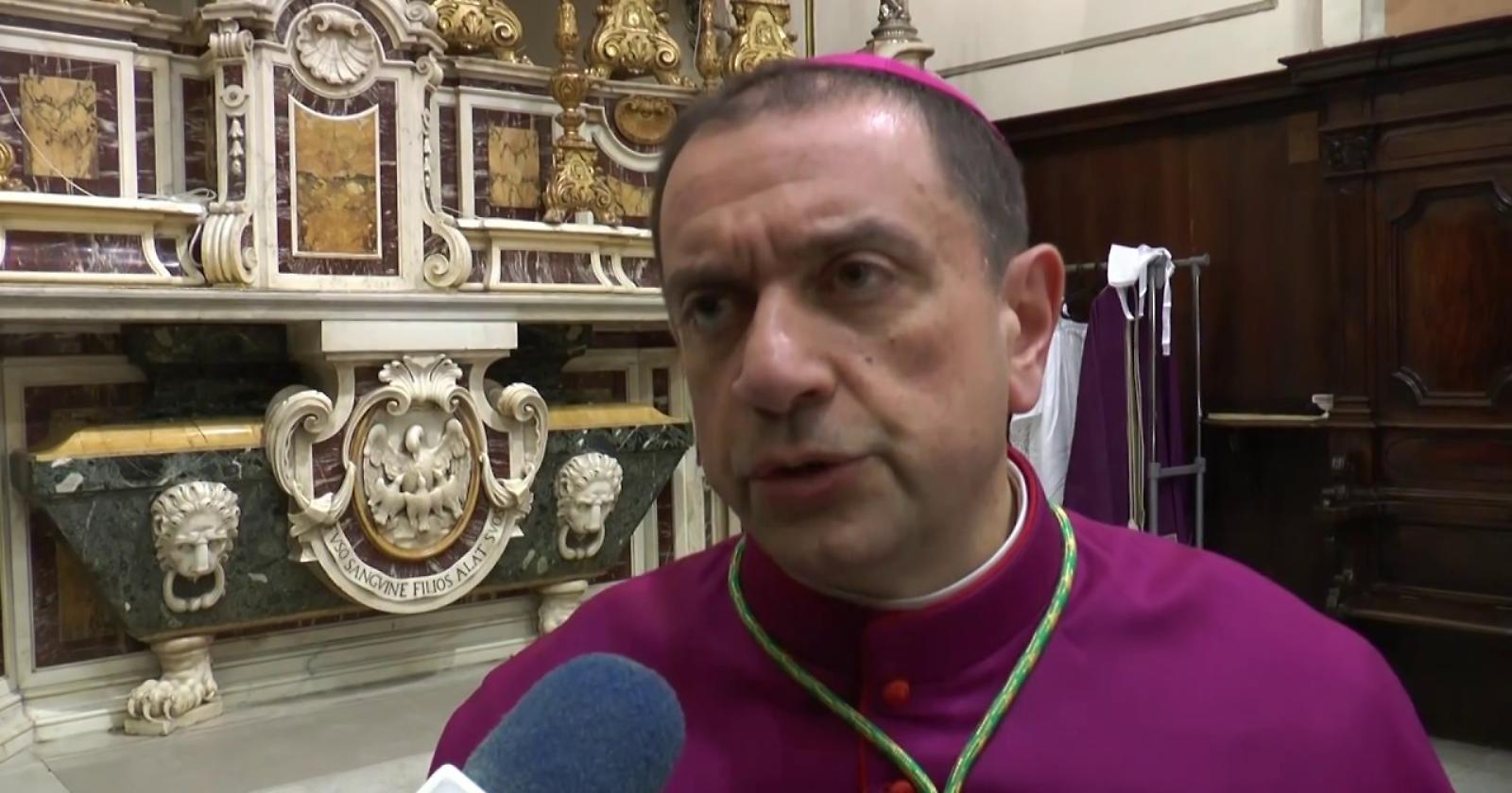 Il vescovo di Tricarico sospende il secondo sacerdote del dossier dell'escort Mangiacapra