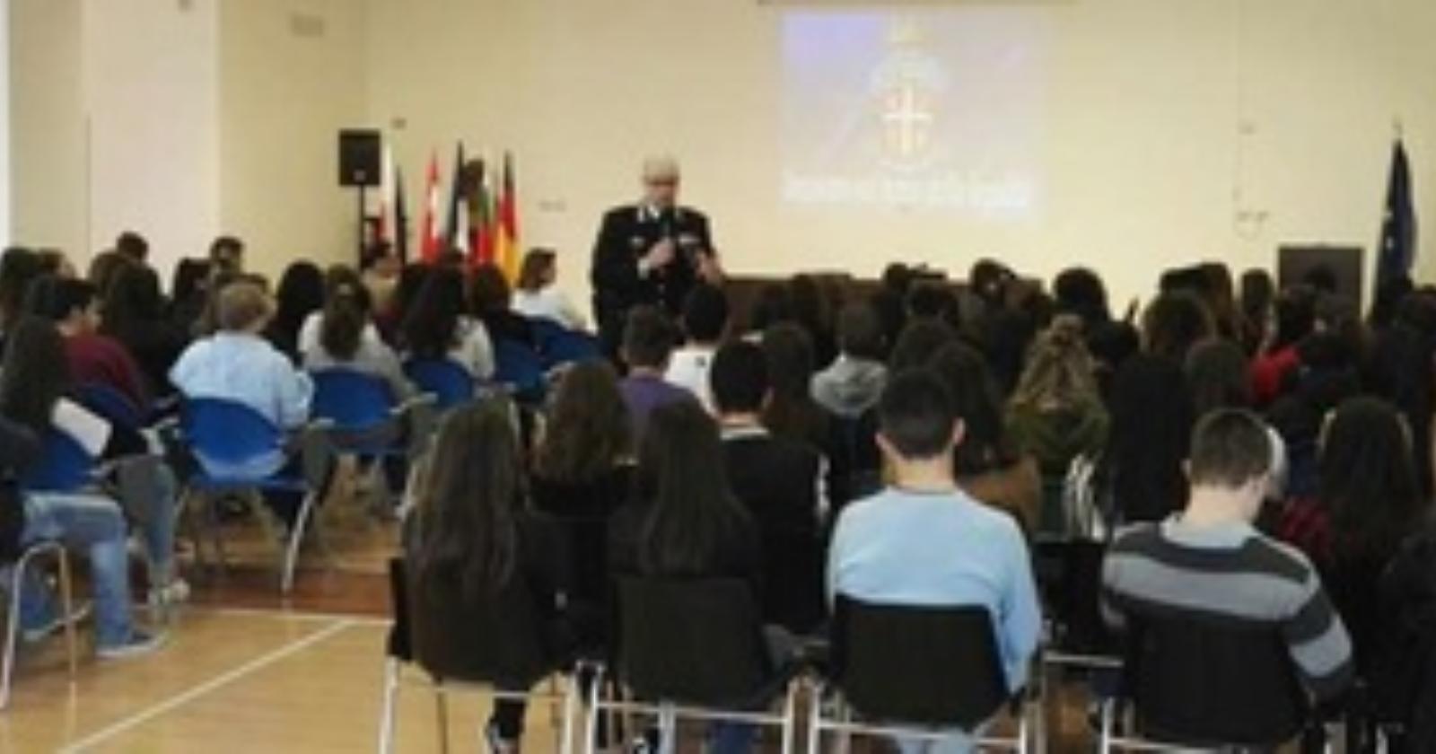Potenza, i Carabinieri nelle scuole per la "cultura della legalità''