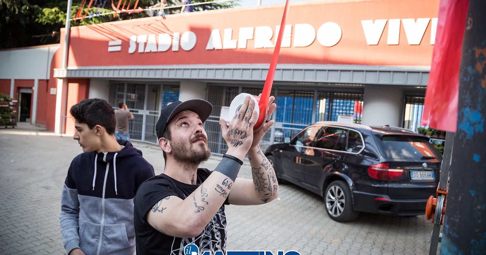 Potenza-Taranto, il Viviani scoppia. La Questura vieta ulteriori ingressi gratuiti