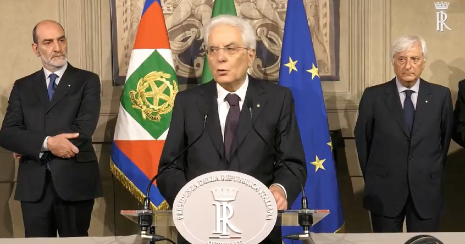 Mattarella: «Ho fatto tutto il possibile, a breve una mia decisione»