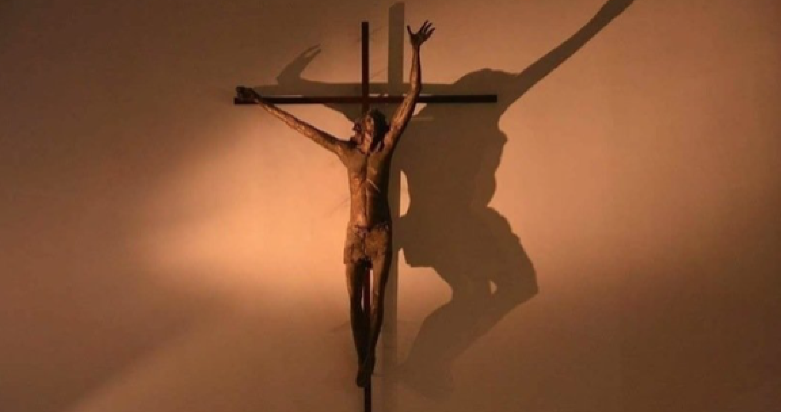 "Giù le mani dal crocifisso della chiesta di Sant'Antonio": petizione on line per salvare l'opera di Padre Guglielmo Schiavone