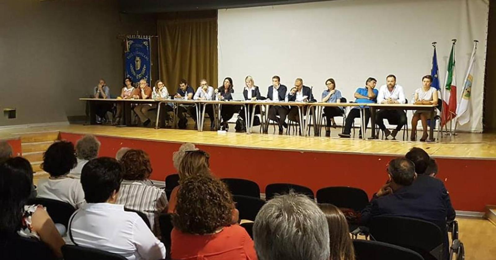Vico, Sementino se li sceglie a coppia: due maschi e due femmine nella nuova giunta