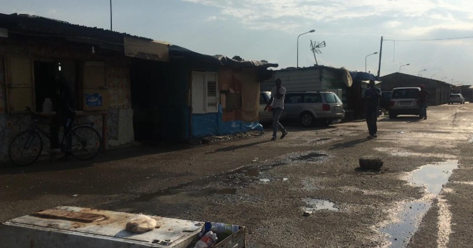 Borgo Mezzanone, rissa  nella baraccopoli della 'pista': tre denunciati 