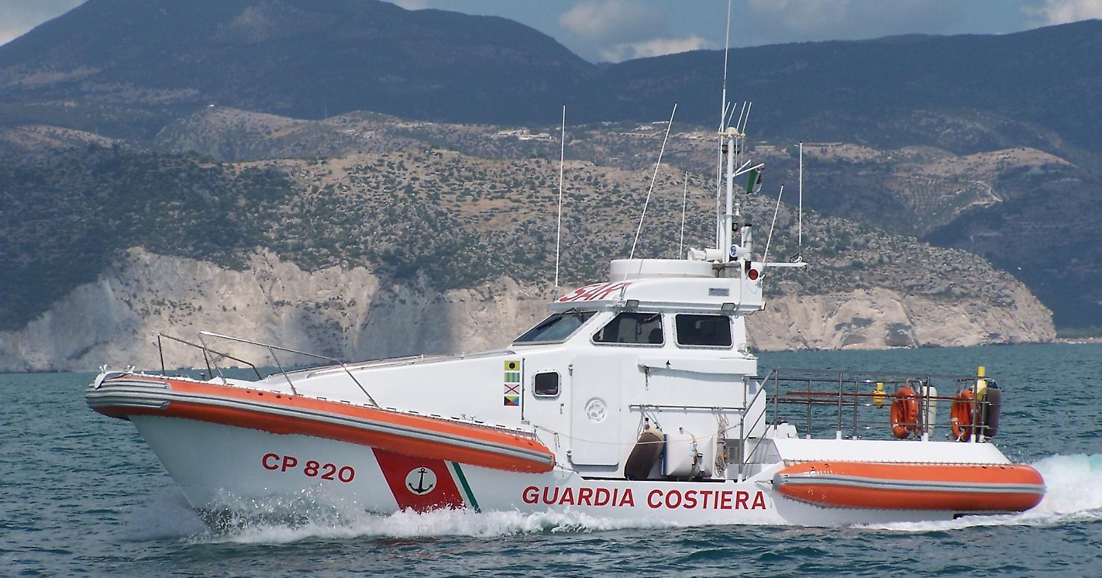 Vieste: turista  annega a largo Pizzomunno