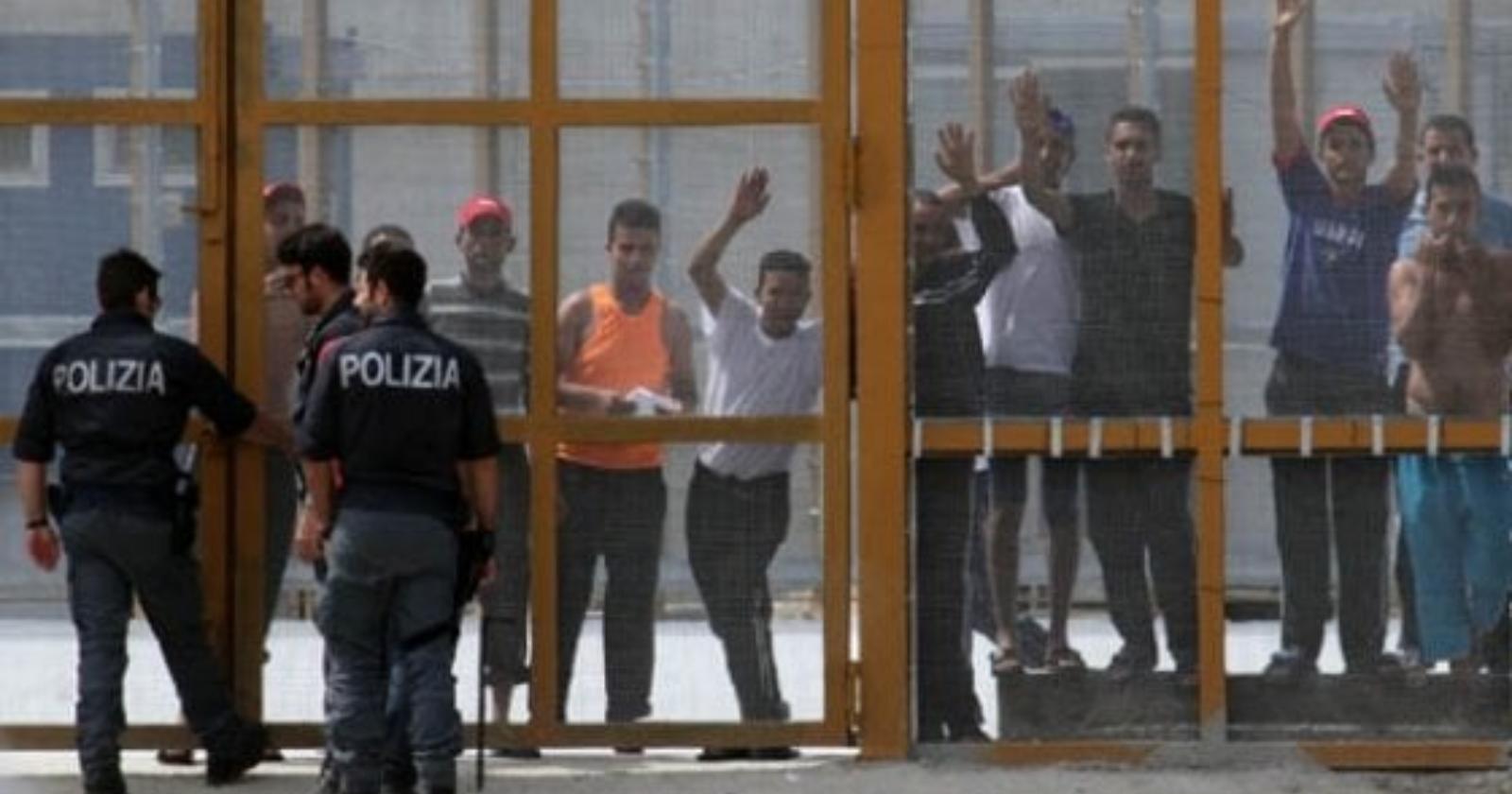 Disposta l'espulsione del nigeriano che ha ferito il poliziotto a Terni. Nel frattempo, però, lo mandano in Basilicata