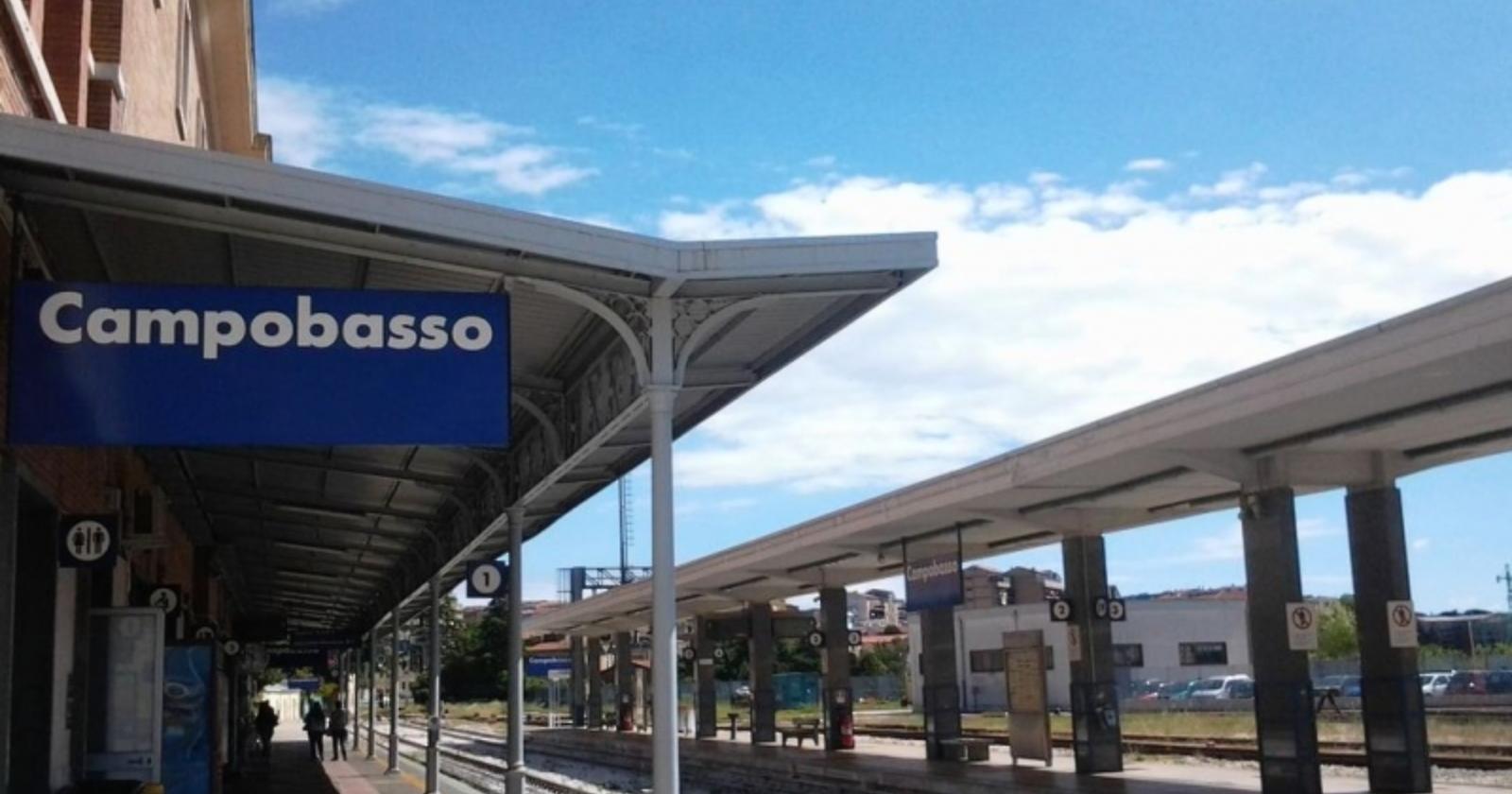 Terremoto, treni sospesi da Ortona a Foggia 