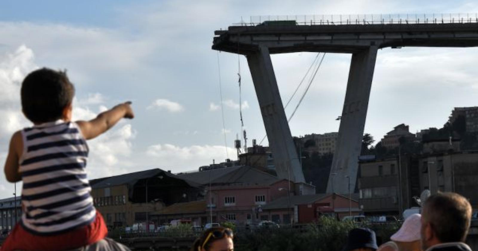 Genova, quel ponte sospeso sulle nostre coscienze fragili