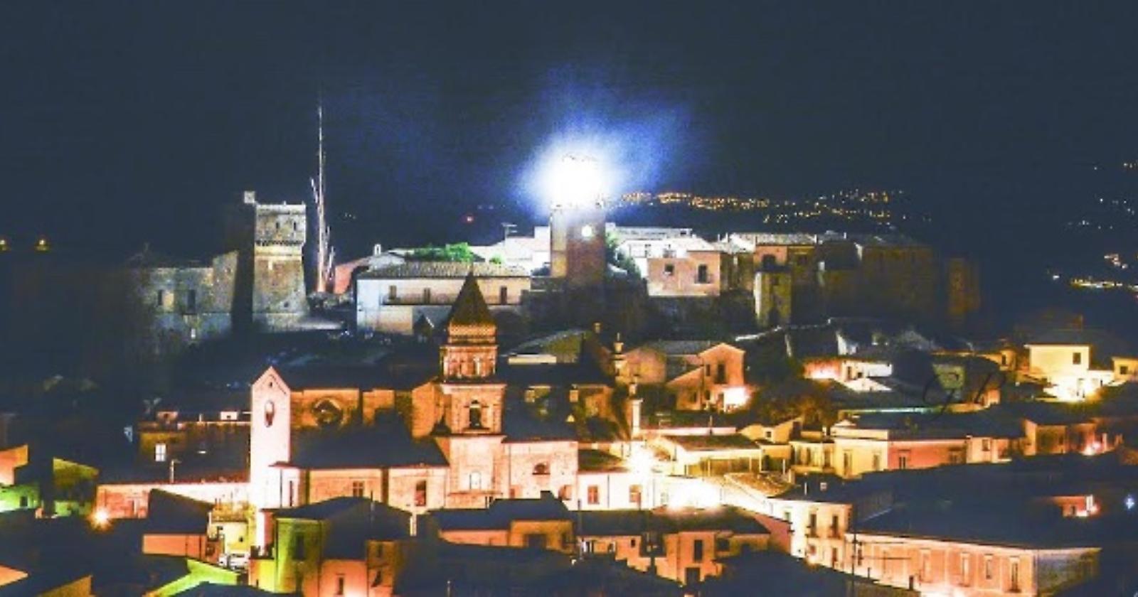 La cena medioevale apre la tre giorni di festa patronale a Rocchetta