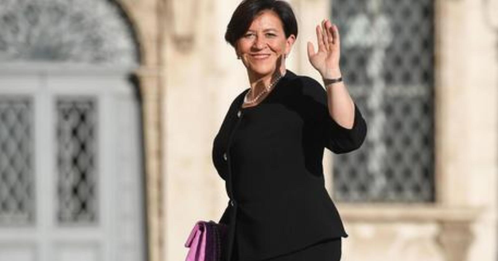 Il ministro della Difesa Elisabetta Trenta a Vico del Gargano per istituire lo Squadrone Eliporto Carabinieri "Cacciatori Puglia"