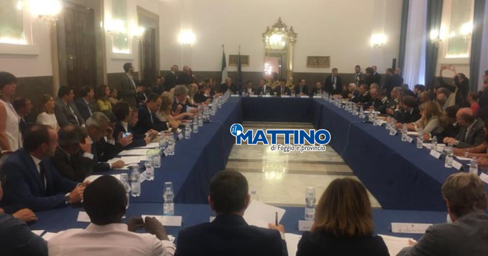 Caporalato, l'incontro in corso in Prefettura con Di Maio