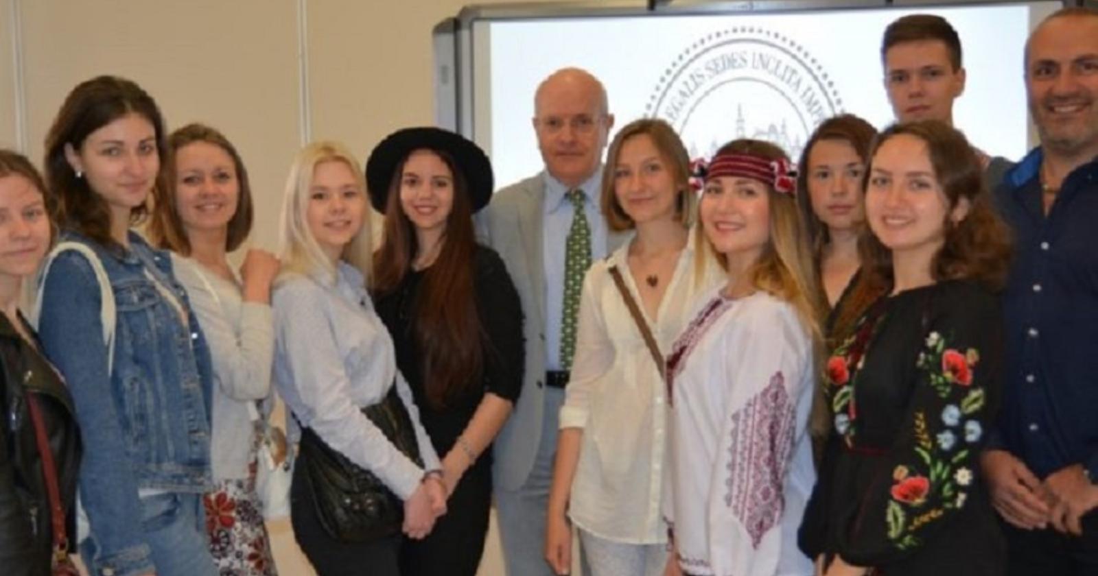 Erasmus, la bussola UniFg punta ad Est richiamando studenti e docenti di 5 Paesi europei