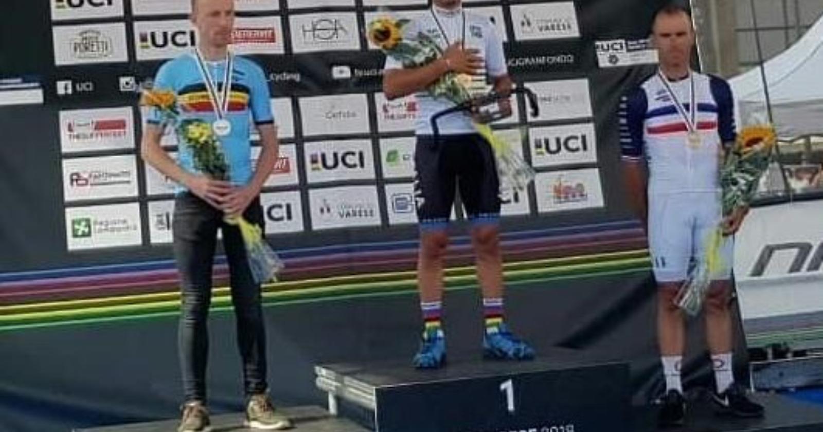 Il ciclista sanseverese d'Errico in volata sulle "Tre valli varesine": è primo su 3mila concorrenti da 50 Paesi del mondo