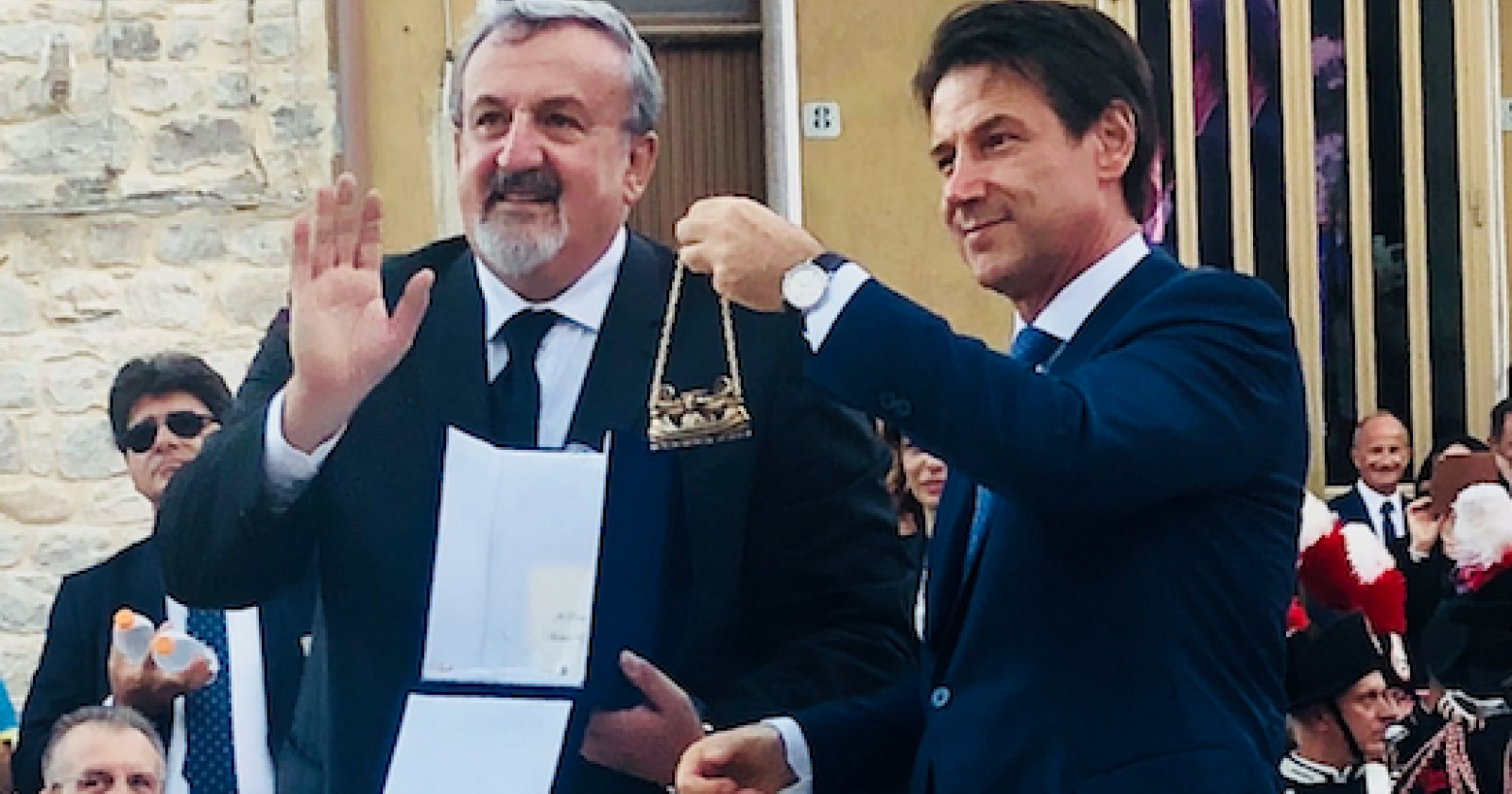 Quello che vale a Roma non vale in Puglia: Conte rompe con Letta, ma continuerà a sostenere Emiliano