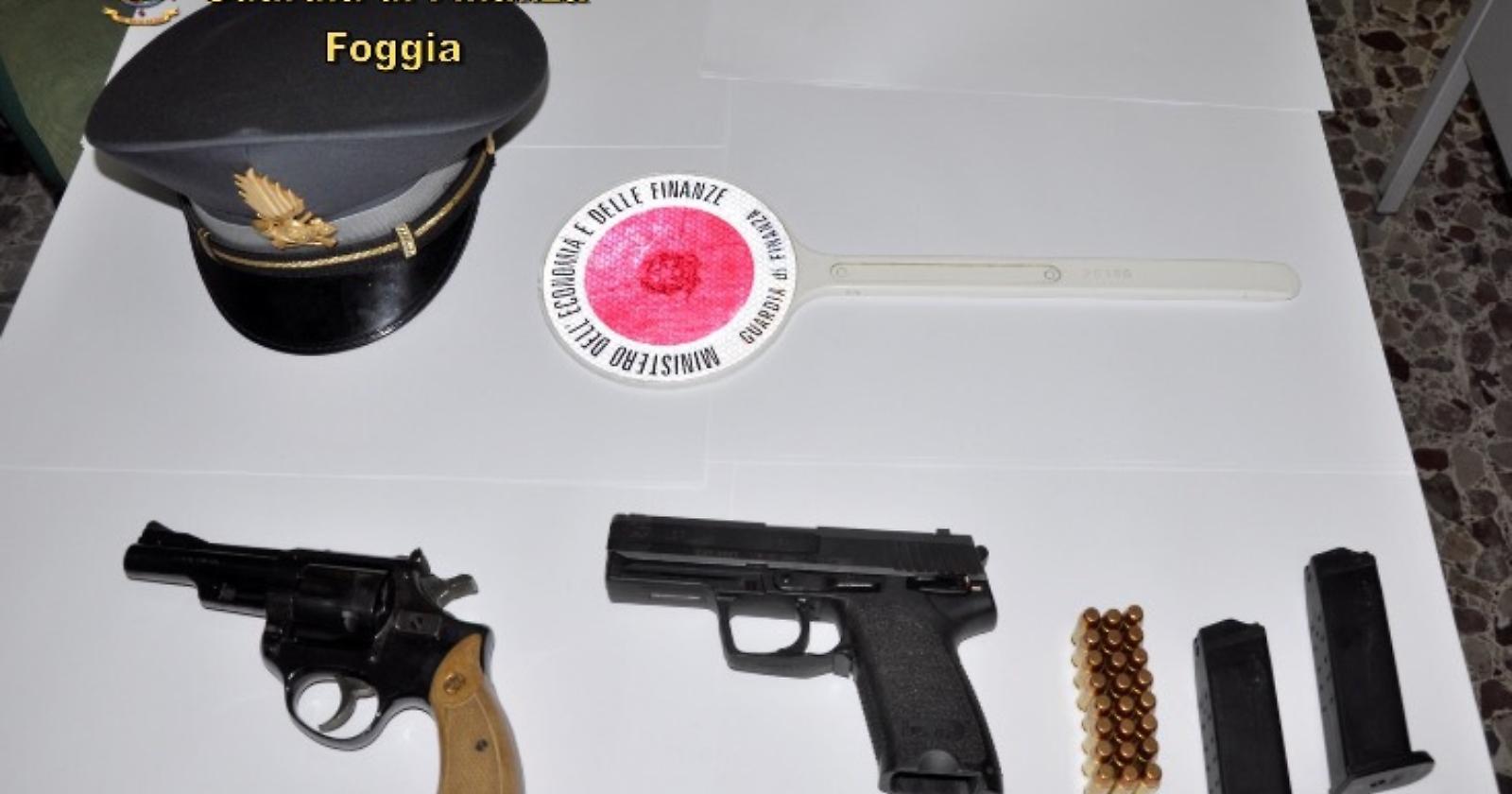 Armi e droga: arrestati due foggiani 