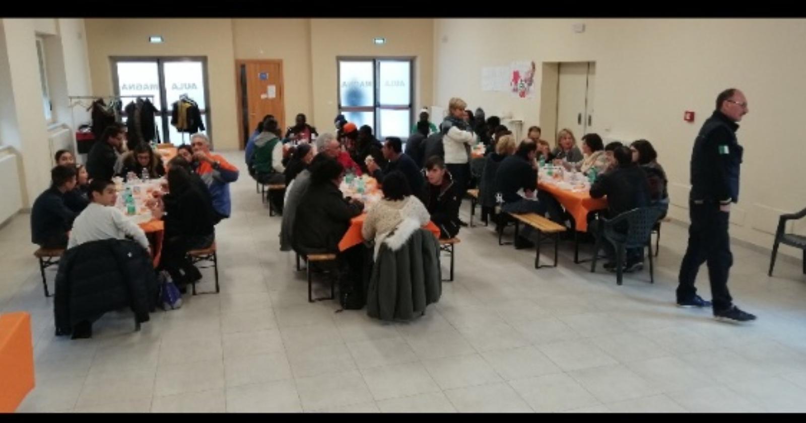 Lesina: pasti caldi per i più bisognosi alla mensa della parrocchia “Maria SS. Annunziata”