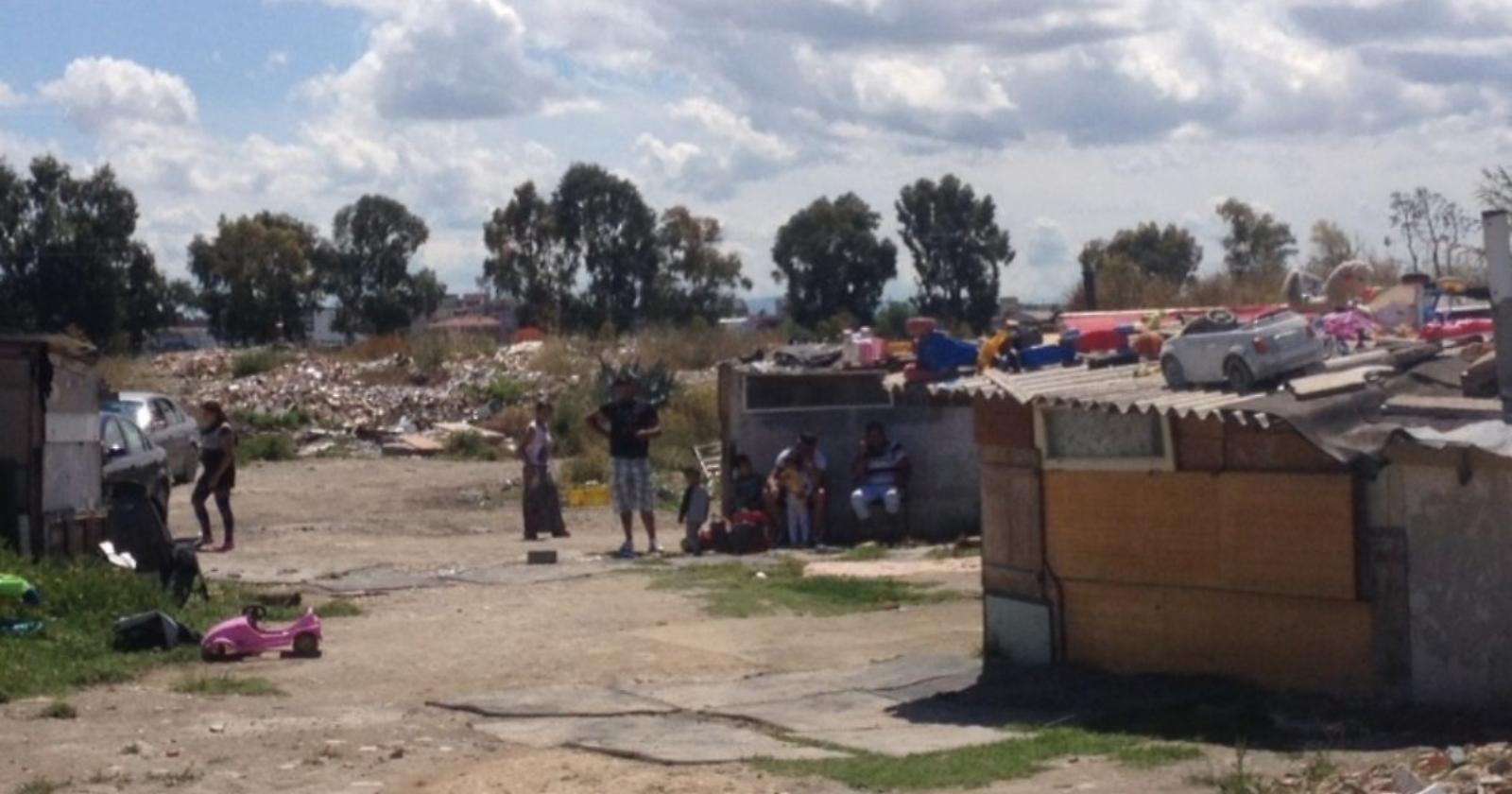 Campo nomadi via San Severo: arrestati sei rom 
