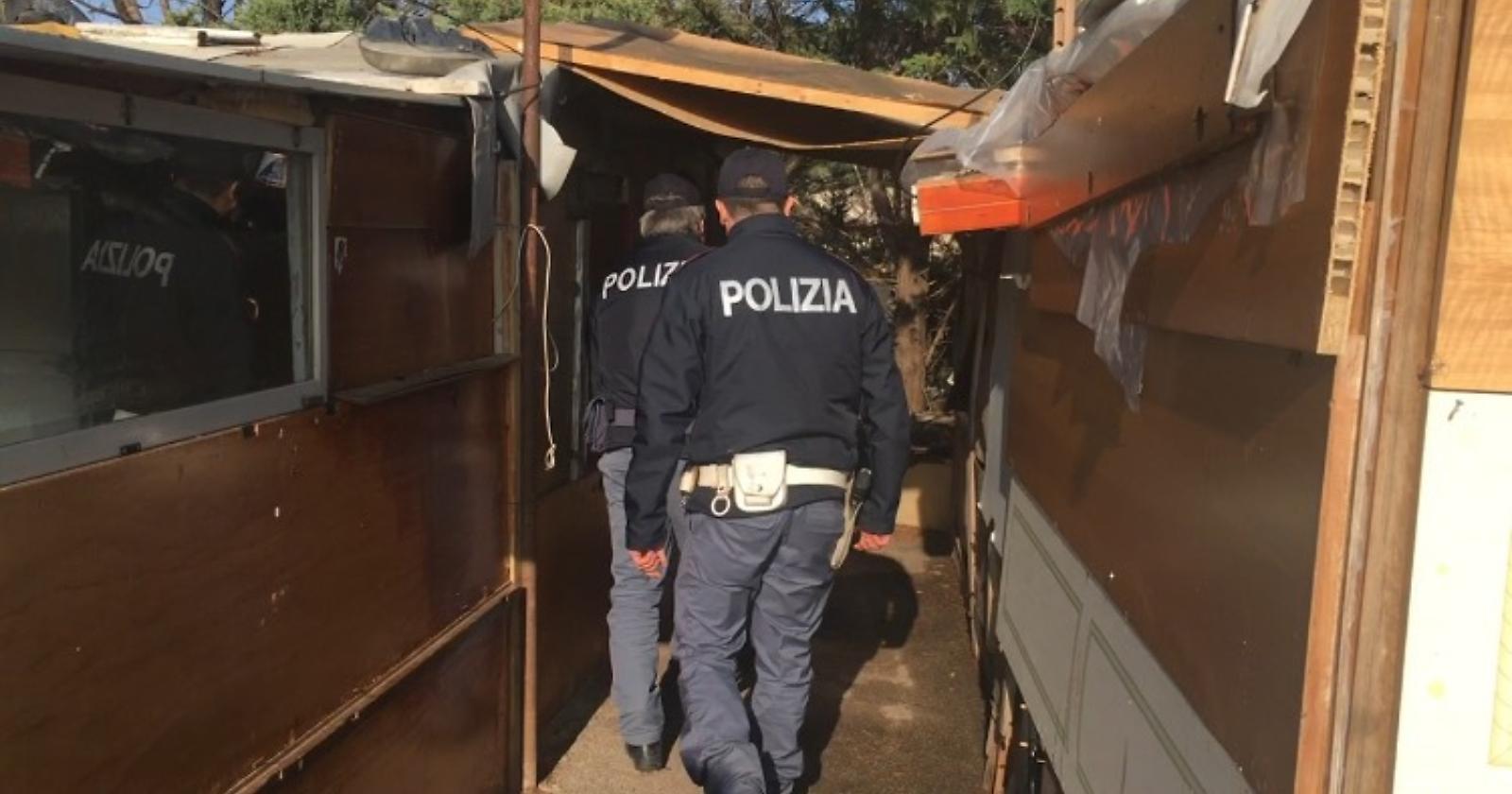 'Lager' di via  San Severo: sei arresti