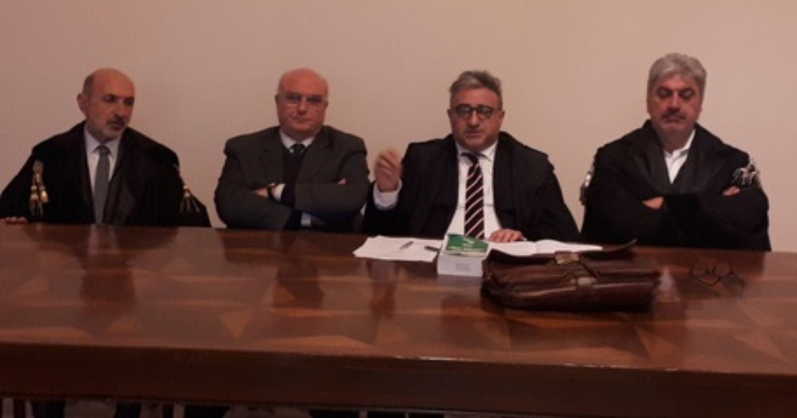 Legge "spazzacorrotti", gli avvocati protestano contro la riforma