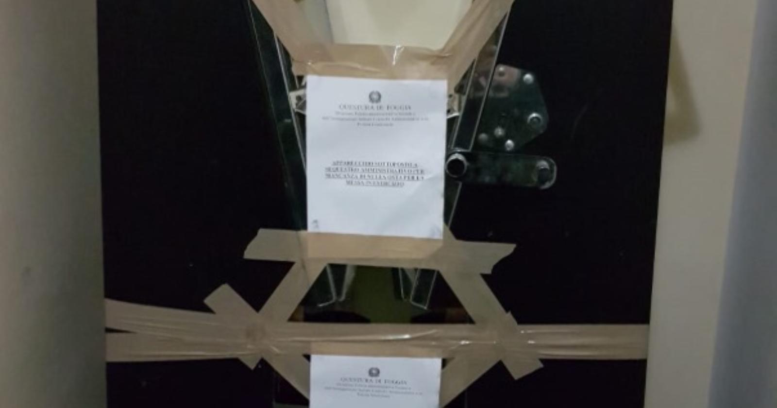 Foggia, controlli circoli di via Candelaro: sequestrate due videoslot