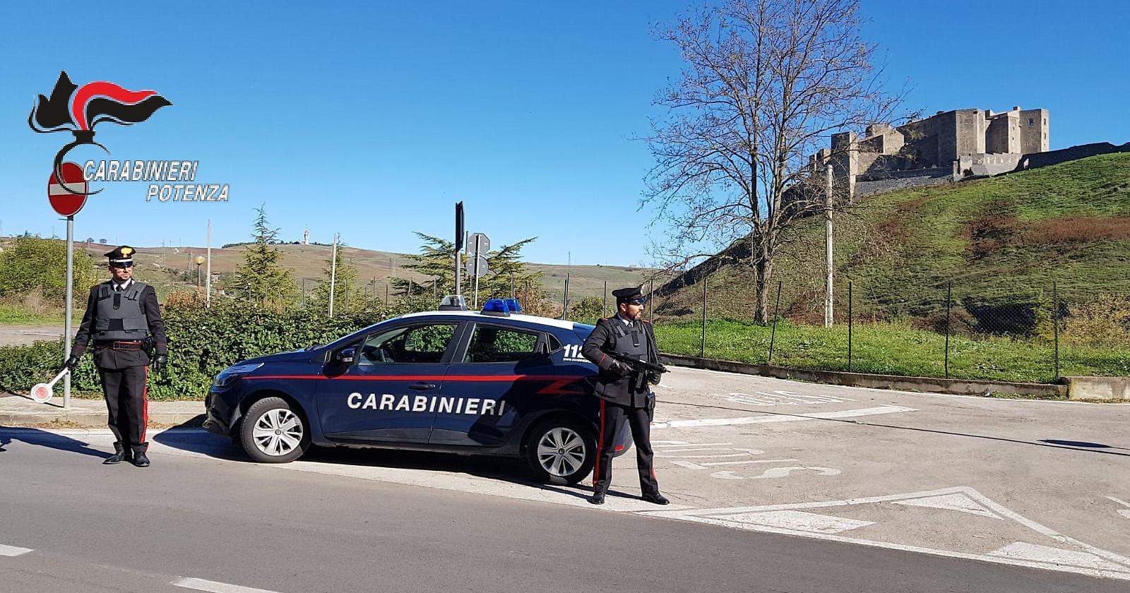 Arrestato a Cerignola, evade dai domiciliari e se ne va in giro per Melfi la notte di Natale