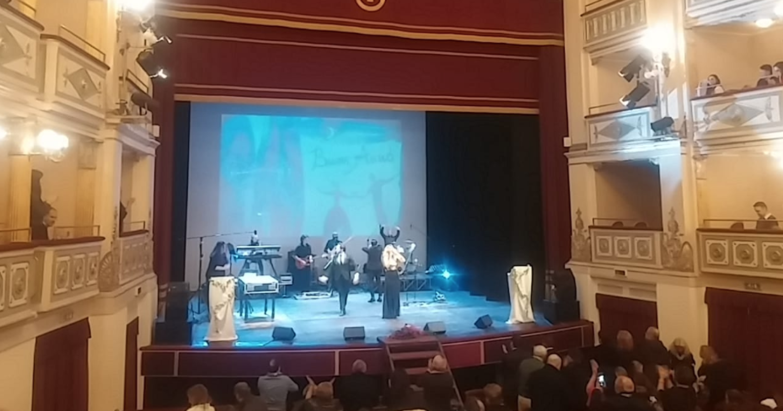 Operapop: il bel canto all'italiana sul palco del Giordano con "That's amore"