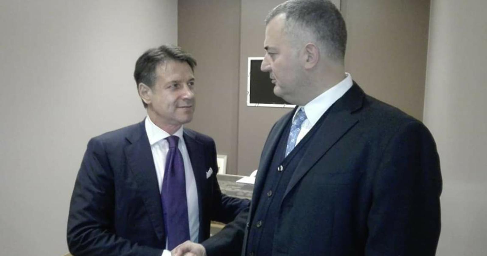 «Farebbe bene a guardare chi ha imbarcato nel suo micro-partito al Sud e pure in Basilicata»: il pentastellato Leggieri attacca Calenda