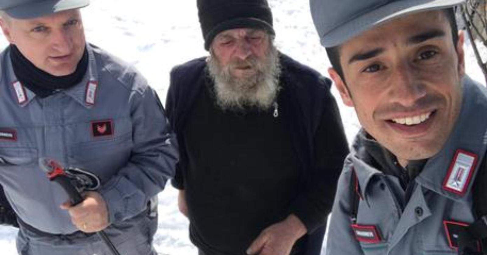 Maltempo, anziano isolato nella campagna del Potentino: soccorso dai Forestali