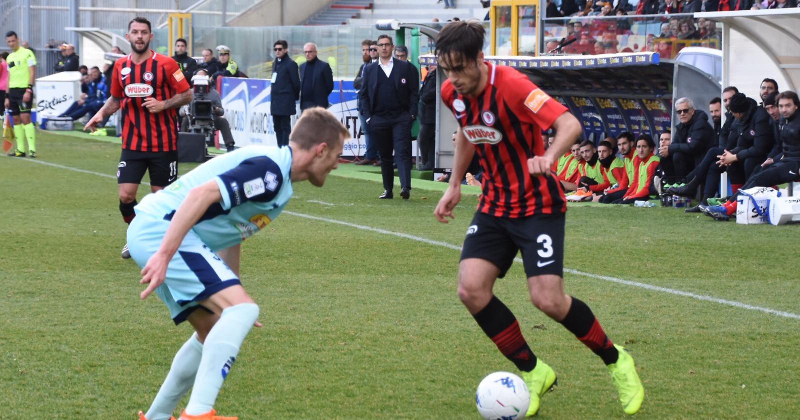 Allo Zaccheria c'è l' "amichevole" con il Pescara: il Foggia ha trovato con chi passare la domenica